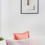 Clerigos Loft | 111 Collection