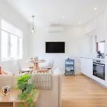 Apartament Clerigos Loft | 111 Collection Porto