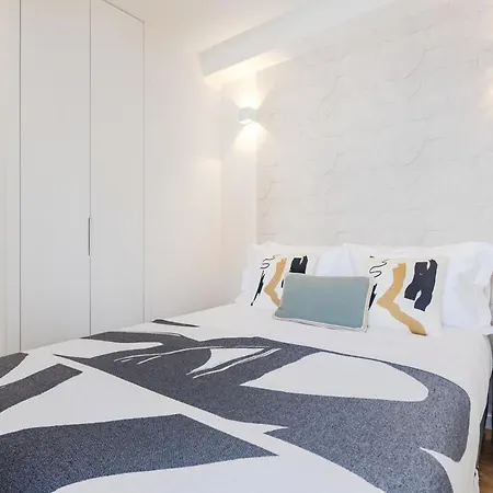 Clerigos Loft 111 Collection