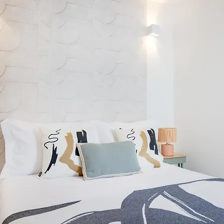Apartment Clerigos Loft | 111 Collection *