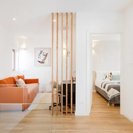 Clérigos Loft 111 Collection *