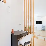 Daire Clerigos Loft | 111 Collection