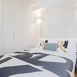 Clerigos Loft | 111 Collection Daire Porto