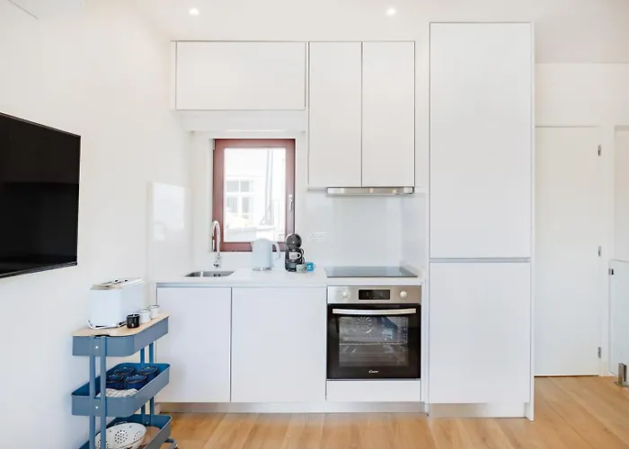 Clerigos Loft | 111 Collection Apartment *