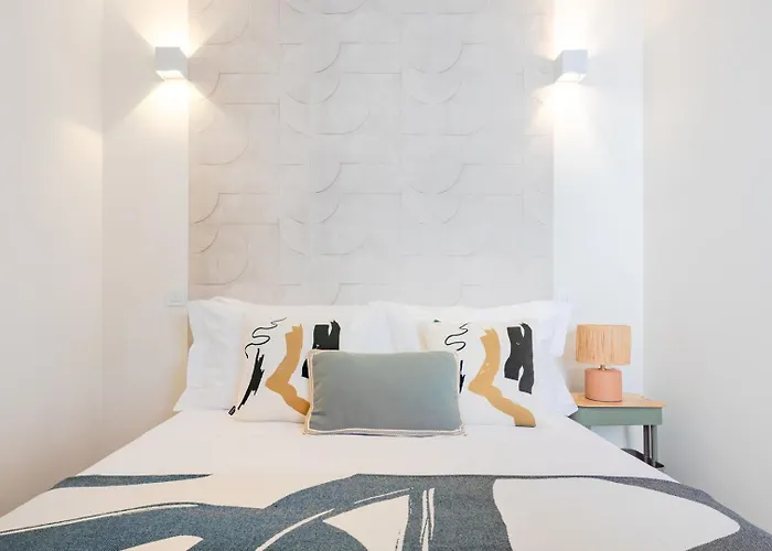 Clerigos Loft | 111 Collection Apartment